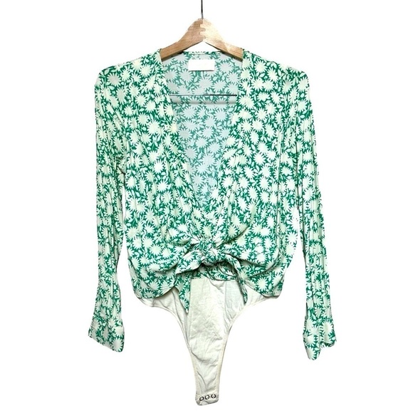 CAPULET LONDON Floral Wrap Top Bodysuit Green Long Sleeve Women’s Size Small. - Picture 1 of 16